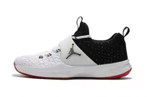 nike jordan trainer 2 st prem flyknit black white red